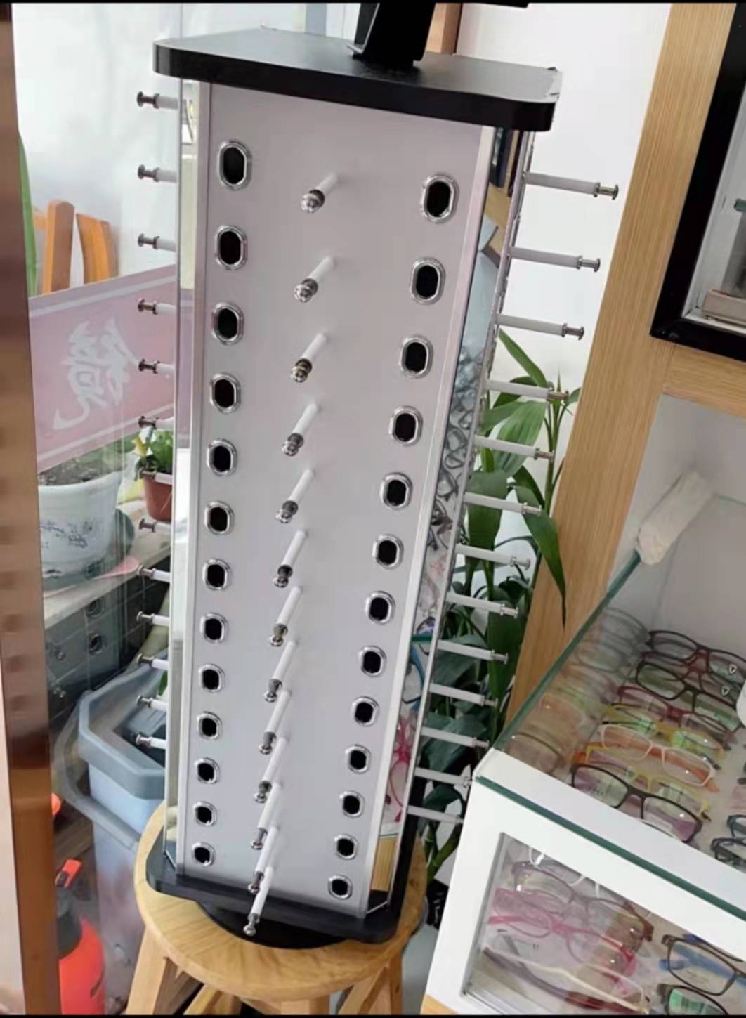High Quality Modern Eyeglasses Display Shelves Sunglasses Hot Sale Display Stand - Image 5